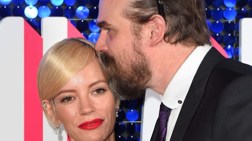 Lily Allen und David Harbour im März 2023