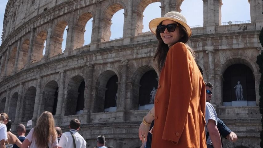 Lily Collins dreht "Emily in Paris" mit neuem Hottie in Rom!