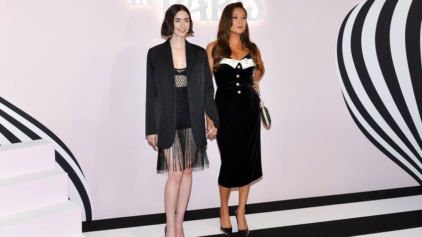Lily Collins und Ashley Park im September 2024