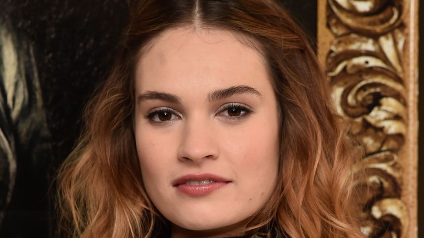 Lily James im Januar 2016