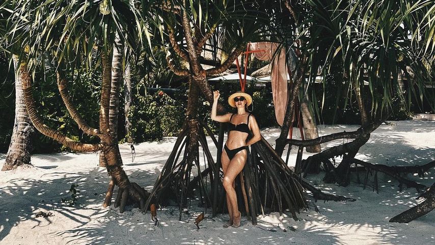 Nach Liebes-Aus: Lily James postet heißes Bikini-Foto!