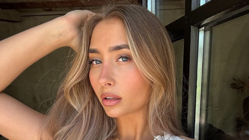 Lily Phillips, Juli 2025