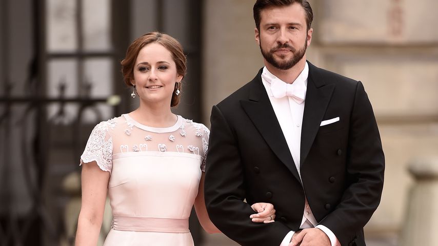 Lina Hellqvist und Jonas Frejd auf der Hochzeit ihrer Schwester Sofia in Stockholm im Juni 2015