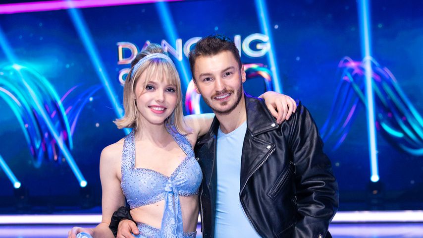 Lina Larissa Strahl und Joti Polizoakis bei "Dancing on Ice"