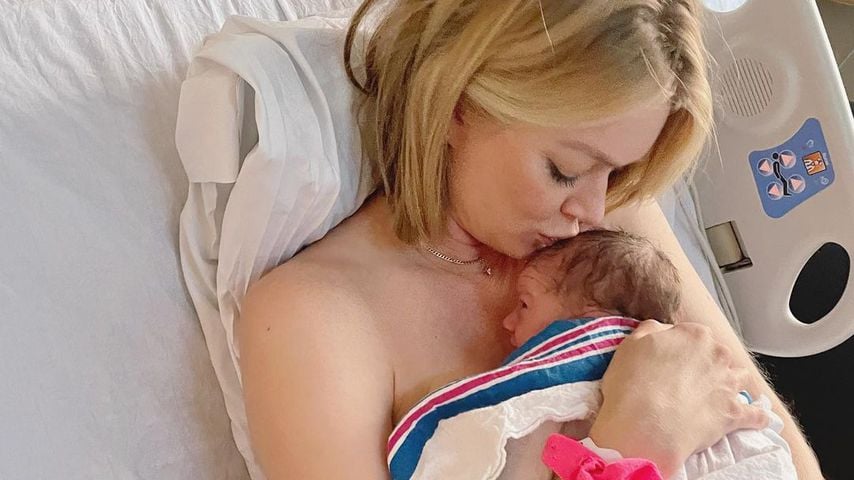 Lindsay Ellingson mit ihrem Baby Roen im Dezember 2021