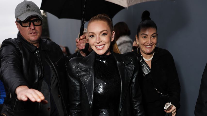 Nach Babyglück: Lindsay Lohan glänzt bei Paris Fashion Week