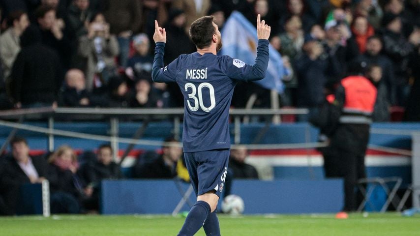 Lionel Messi, Fußballprofi