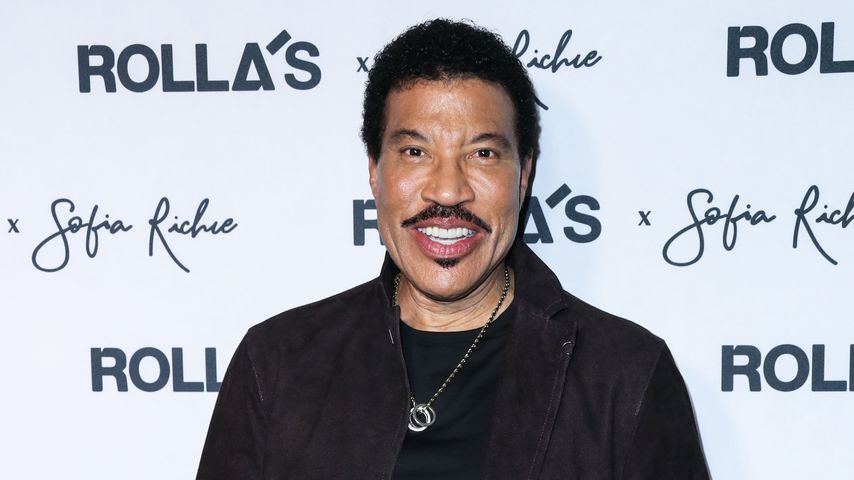Lionel Richie, Sänger