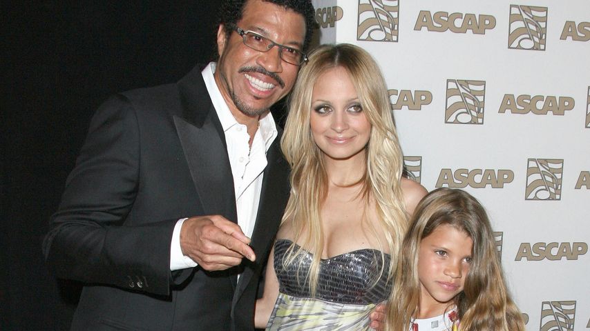Wow! Das ist die schöne Schwester von Nicole Richie