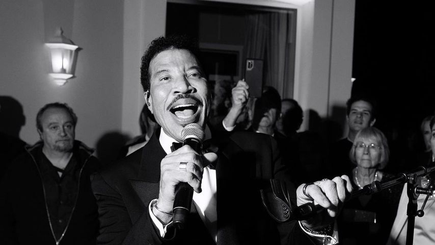 Lionel Richie, Sänger