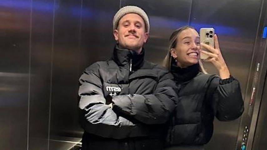 Lisa Mantler, ihr Ehemann Jonas und ihr gemeinsames Baby im November 2024