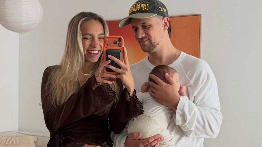 Lisa Mantler und ihr Ehemann Jonas mit ihren beiden Kindern