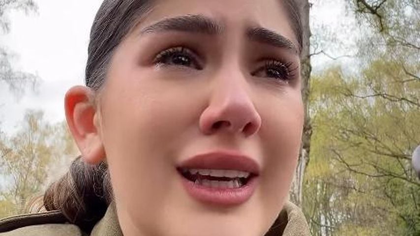 Lisa Akkaya bricht am Grab von Xavi bitterlich in Tränen aus