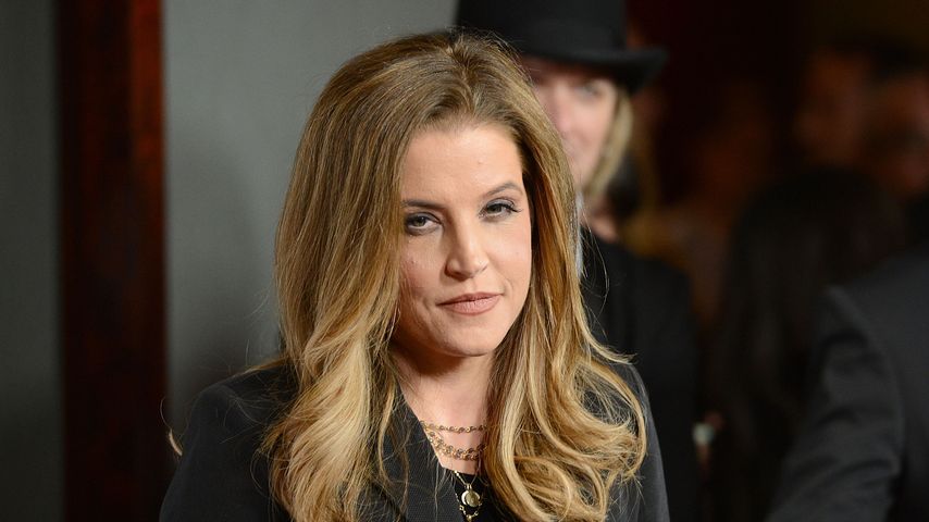 Lisa Marie Presley, Sängerin