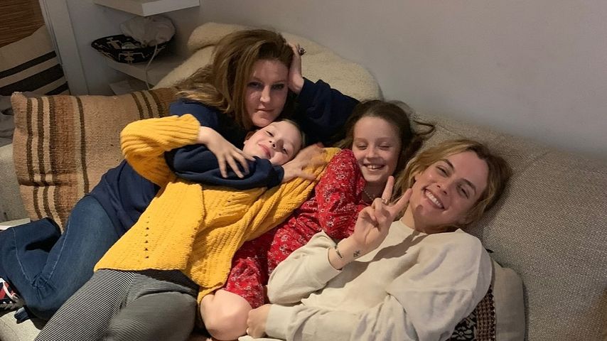 Lisa Marie Presley mit ihren Töchtern Harper, Finley und Riley