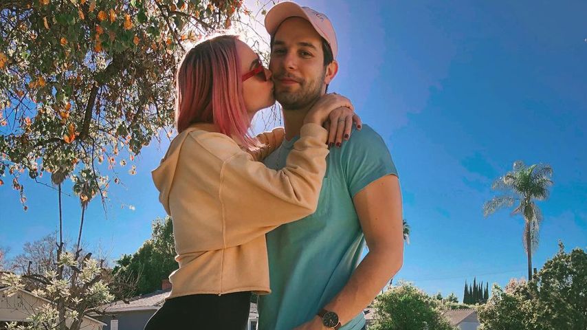 Lisa Stelly und Skylar Astin in Kalifornien im Dezember 2020