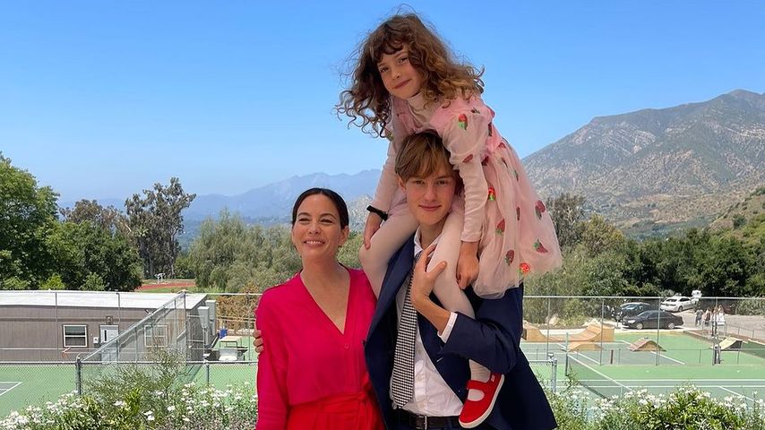 High-School-Abschluss: So groß ist der Sohn von Liv Tyler!