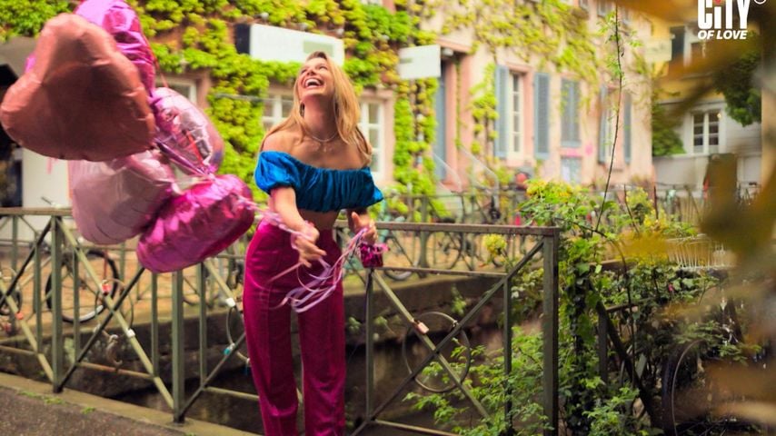 Lola Weippert will in "City of Love" Singles verkuppeln