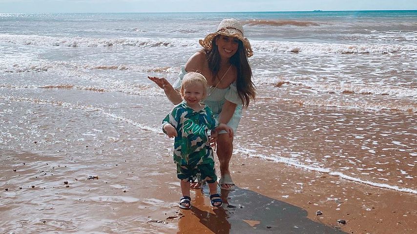 "Loose Women"-Bekanntheit Stacey Solomon mit ihrem Sohn Rex