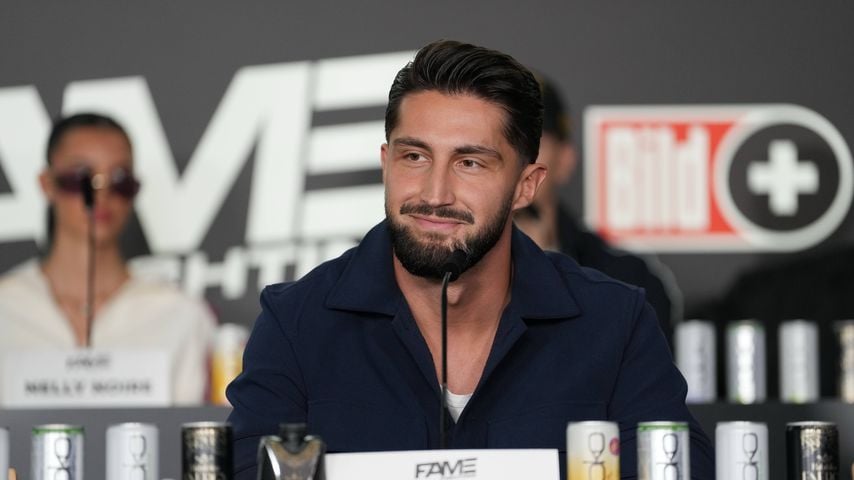 Lorik Bunjaku bei der Pressekonferenz zu Fame Fighting – Promiboxen im Atlantic Hotel Essen, 11. Oktober 2026