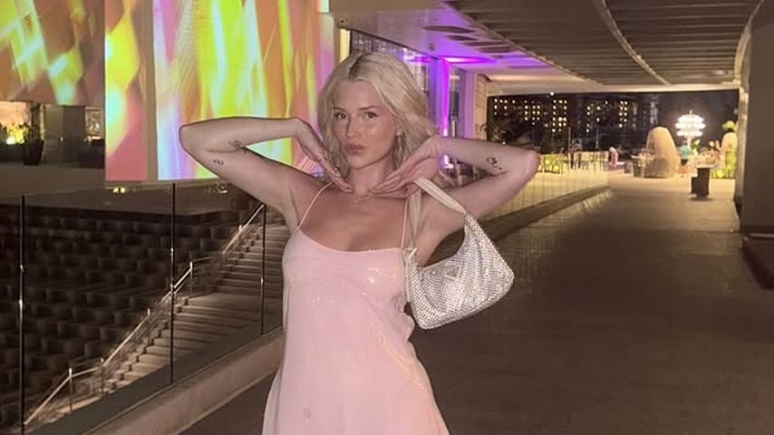 Lottie Moss, Erotikmodel