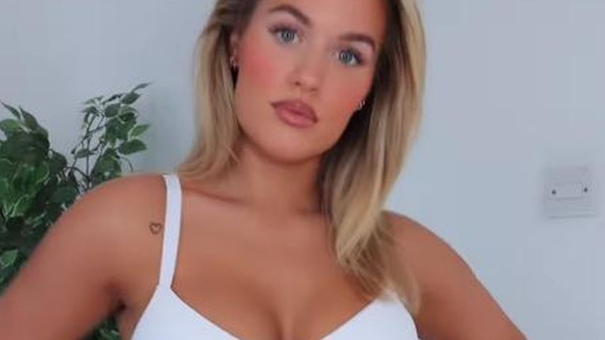 Lottie Tomlinson im November 2022