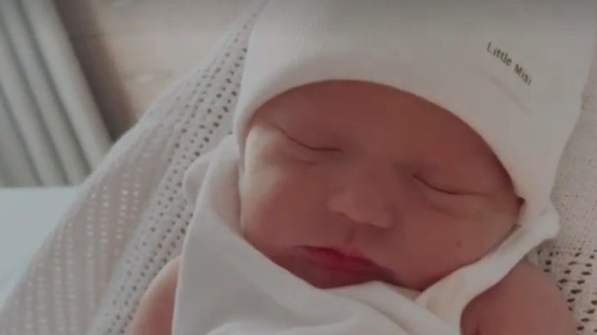 Lottie Tomlinsons Sohn Lucky Burton