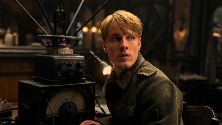 Louis Hofmann in "Alles Licht, das wir nicht sehen"