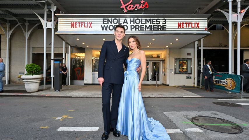 Louis Partridge und Millie Bobby Brown bei der Premiere von Enola Holmes 3 in New York