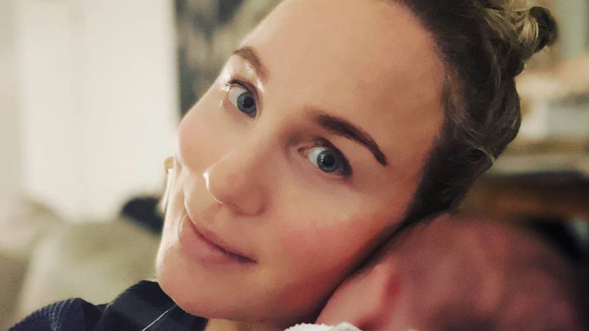 Louisa von Spies mit ihrem Baby