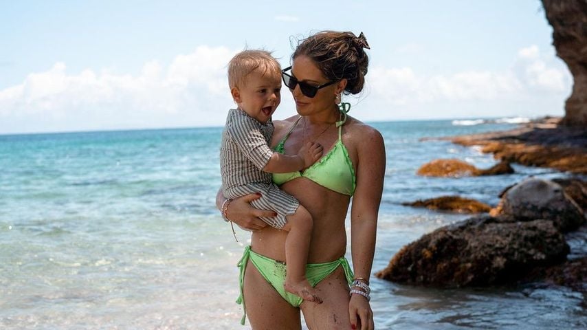 Louise Thompson mit ihrem Sohn, Mai 2023