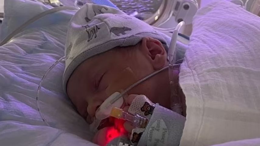 Louise Thompsons Sohn Leo auf der Intensivstation