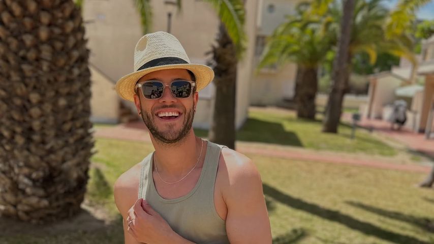 Luca Hänni genießt sonnigen Familienurlaub und schickt Grüße