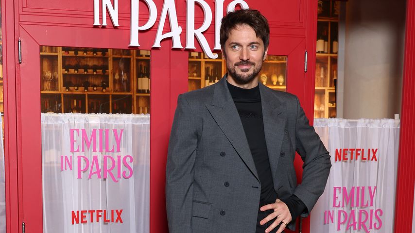 Lucas Bravo bei der Premiere von "Emily in Paris", 2022