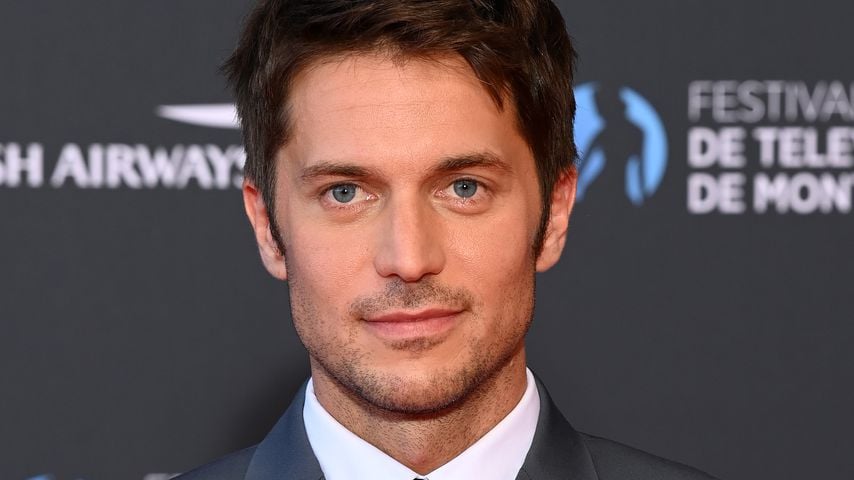 Mega-Erfolg: Das hält Netflix-Star Lucas Bravo am Boden!