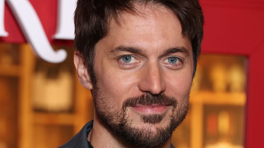 Lucas Bravo, Schauspieler