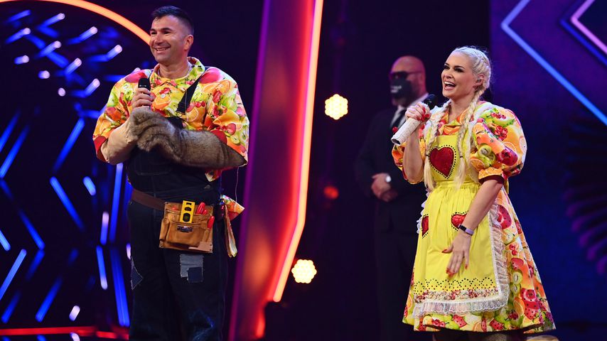 Lucas Cordalis und Daniela Katzenberger als Erdmännchen im "The Masked Singer"-Finale