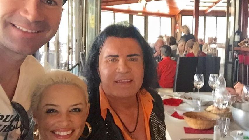Lucas und Costa Cordalis zusammen mit Daniela Katzenberger