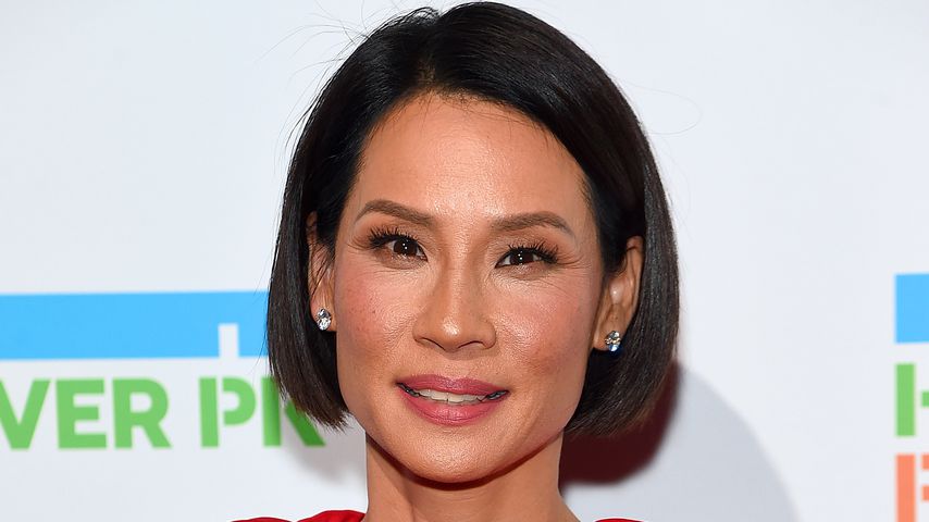 Mantel-Mode: Lucy Liu mag's auch im Winter elegant