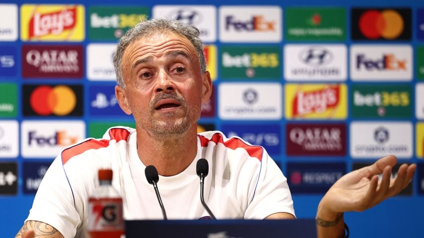 Luis Enrique bei einer Pressekonferenz vor dem Champions-League-Spiel von PSG gegen Slovan Bratislava in Poissy, September 2026