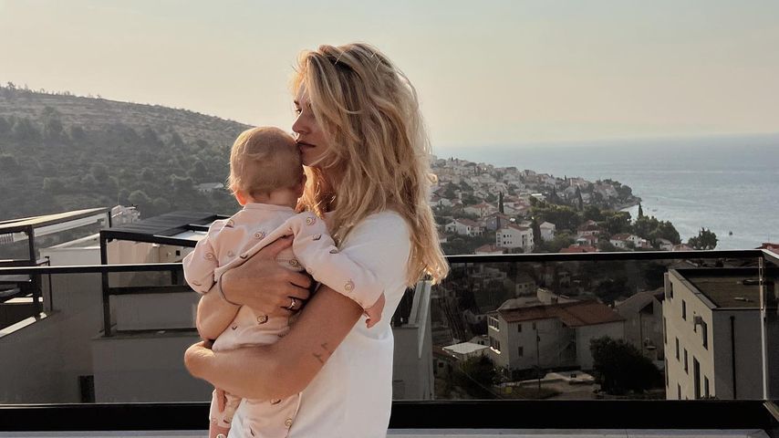 Luisa Hartema und ihre Tochter Paula im September 2024