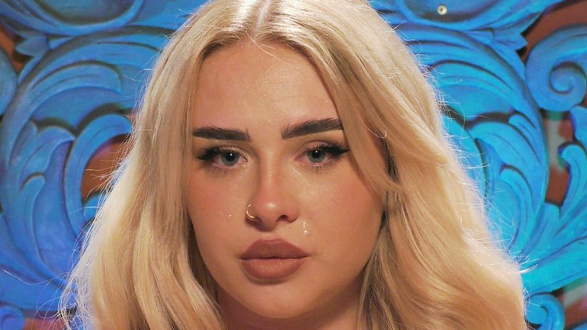 Luisa bei "Make Love, Fake Love"