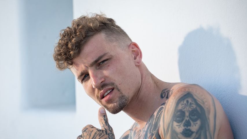 Keine Frau dabei: Lukas schmeißt "Are You The One?" hin!