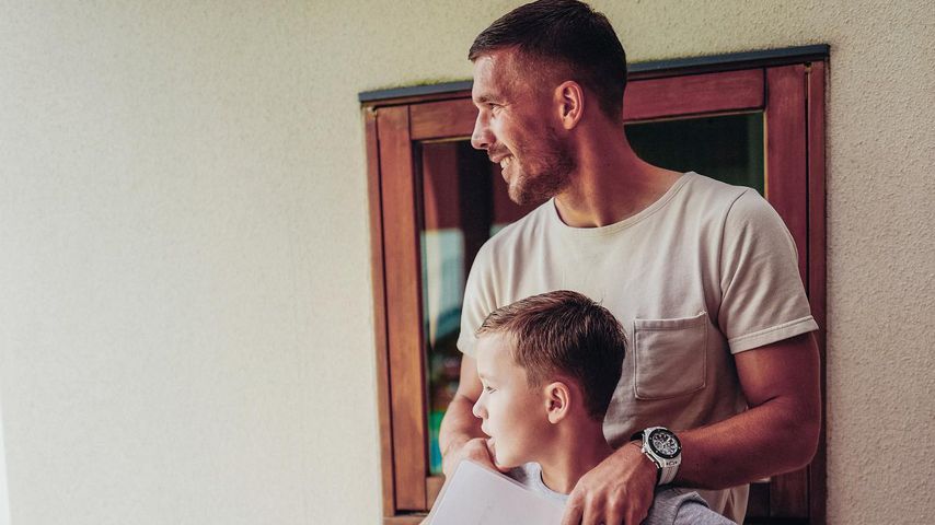 Lukas Podolski und sein Sohn Louis