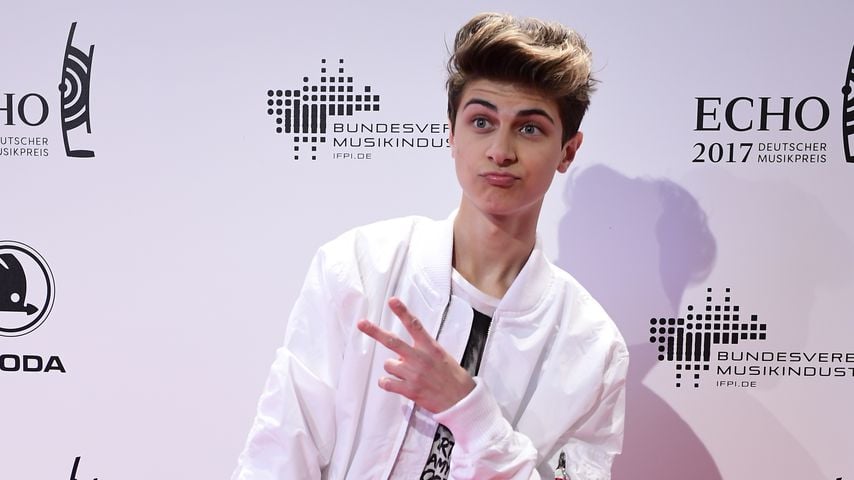 Luxuskarre mit 18: YouTuber Lukas Rieger will Benz fahren!