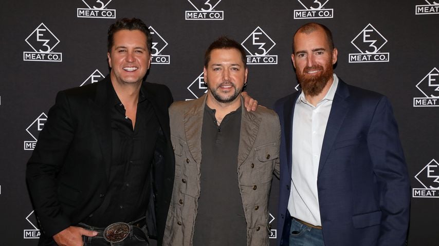 Luke Bryan, Jason Aldean und Adam LaRoche bei der Eröffnung des E3 Chophouse Nashville am 20. November 2019