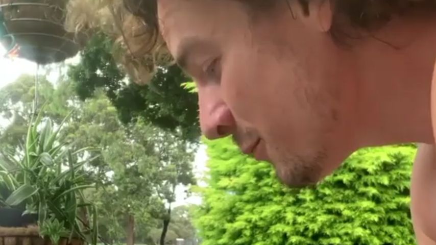 Schauspieler Luke Cook und sein Sohn