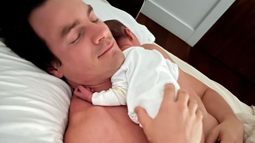 Luke Cook mit seinem Sohn
