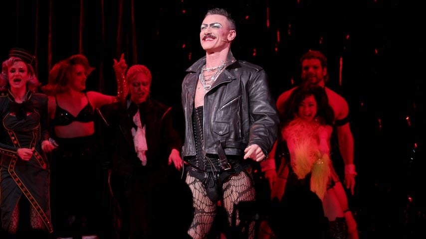 Luke Evans beim Schlussapplaus der Broadway-Premiere von "The Rocky Horror Show" im Studio 54 in New York City