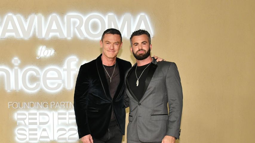 Luke Evans feiert Red-Carpet-Premiere mit seinem Freund Fran